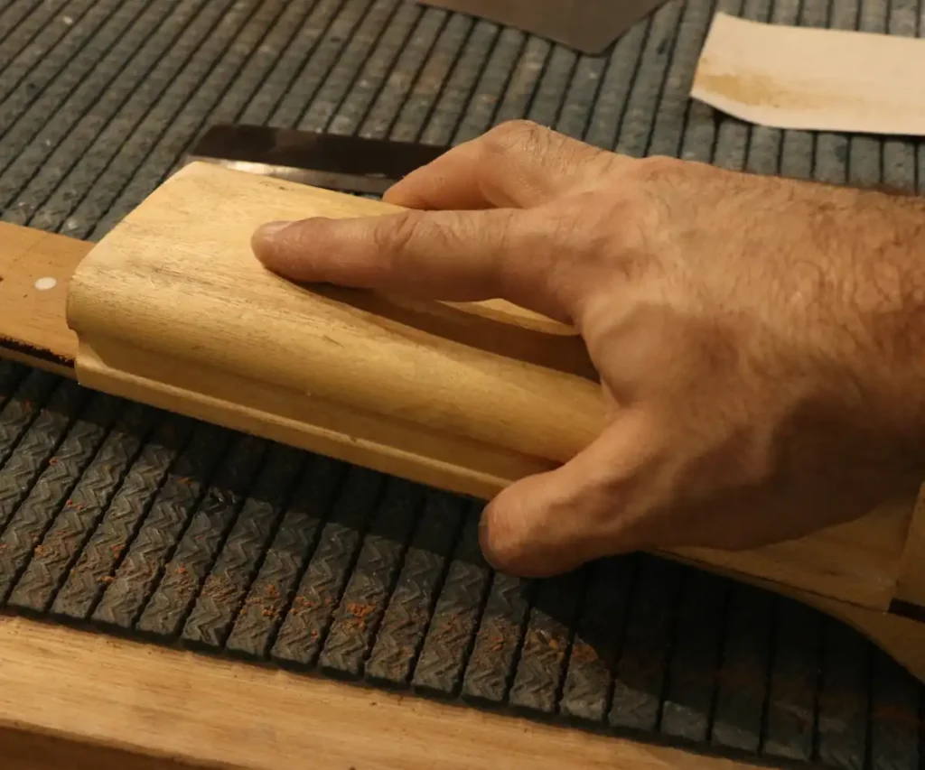 serviços de luthier
