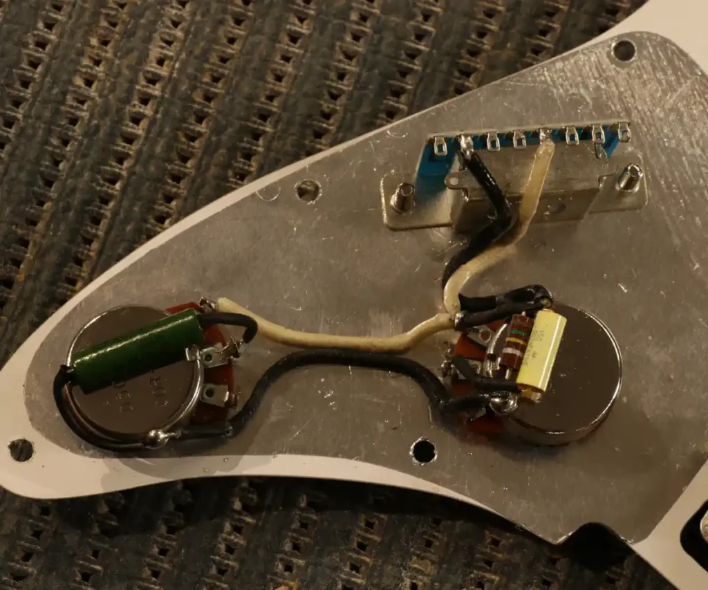 restauração elétrica guitarra