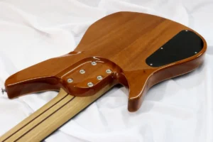 baixos luthier