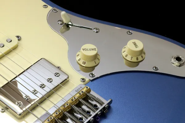 elétrica desmembrada nas guitarras RGil handmade